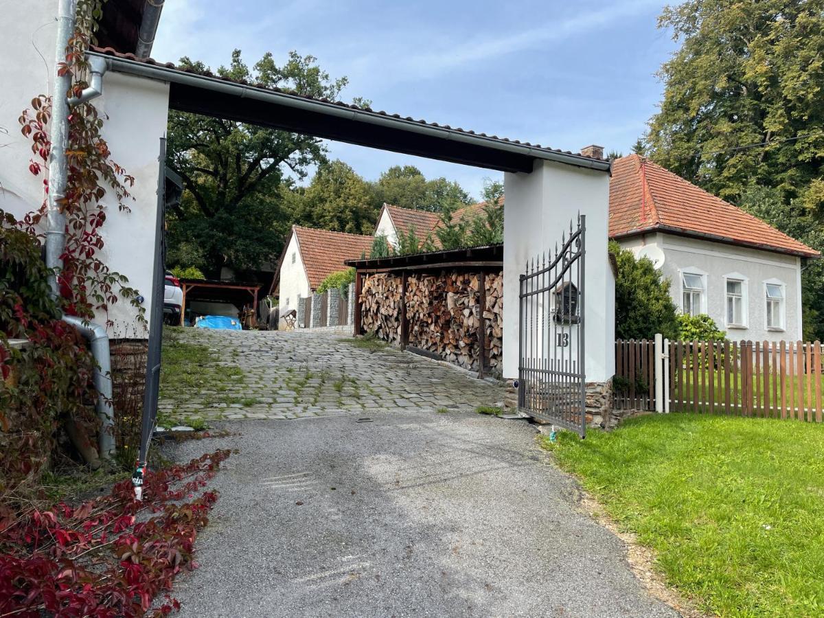 Apartman Beruska Krelovice Zewnętrze zdjęcie